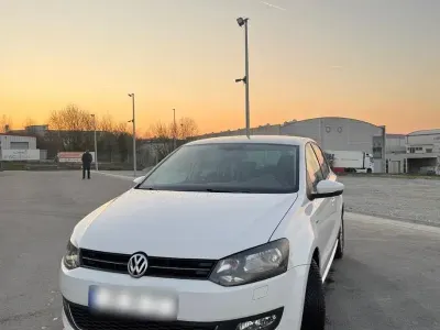 Gebraucht VW Polo Comfortline 105 PS (77 kW) 2013 Weiß Kleinwagen