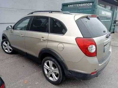 Gebraucht Chevrolet Captiva LS 136 PS (100 kW) 2009 Gold SUV