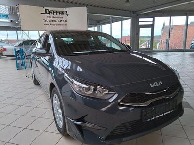 Gebraucht Kia Ceed Vision 101 PS (74 kW) 2024 Grau Kleinwagen