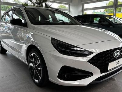 Weiß Neu 2025 Hyundai i30 Advantage Kombi | 26.900 € (Etwas zu teuer)