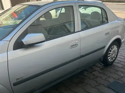 Brugt Opel Astra Njoy 85 HK (62 kW) 2003 Sølv Sedan