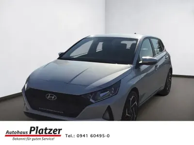 Gebraucht Hyundai i20 Trend 101 PS (74 kW) 2021 Silber Kleinwagen