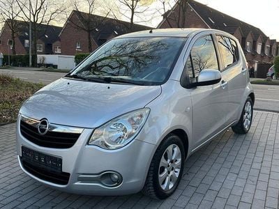 Usata Opel Agila Edition 65 CV (47 kW) 2008 Argento Utilitaria