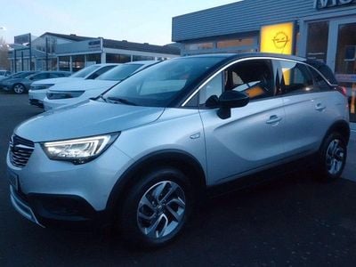 Silber Gebraucht 2017 Opel Crossland SUV | 13.290 € (Fairer Preis)