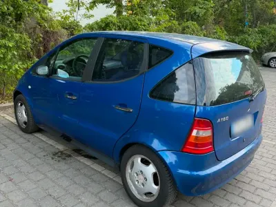 Gebraucht Mercedes A160 95 PS (69 kW) 1999 Blau Kombi