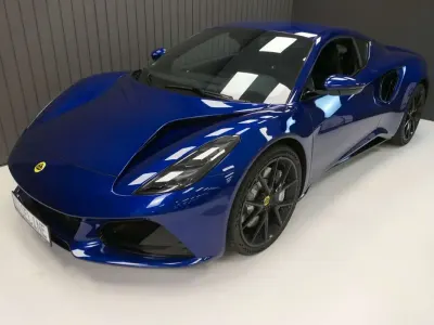 Gebraucht Lotus Emira 420 PS (308 kW) 2025 Blau Coupé