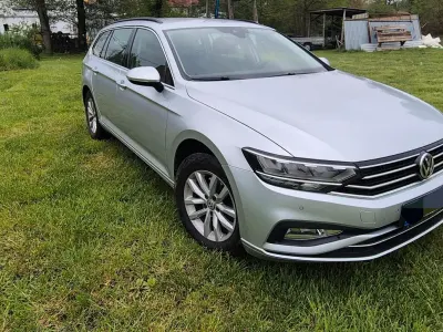 Gebraucht VW Passat 150 PS (110 kW) 2020 Silber Kombi