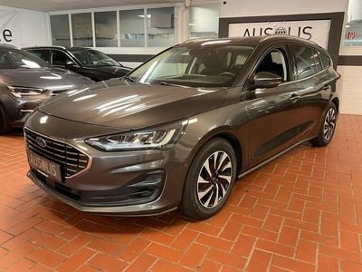 Gebraucht Ford Focus Titanium 120 PS (88 kW) 2022 Magnetic grau (metallic) Kombi