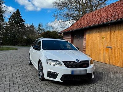 Gebraucht Skoda Octavia RS 184 PS (135 kW) 2014 Weiß Kleinwagen