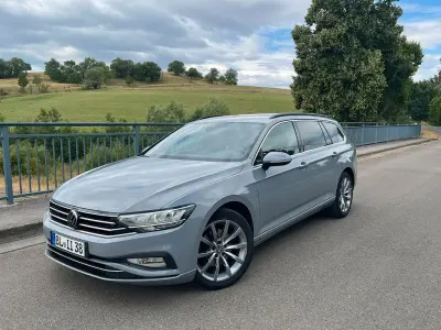 Gebraucht VW Passat 200 PS (147 kW) 2022 Grau Kombi