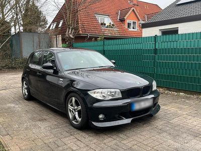 Usata BMW 118 129 CV (94 kW) 2007 Nero Utilitaria