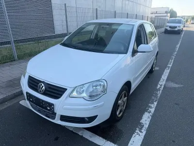 Gebraucht VW Polo United 80 PS (58 kW) 2009 Weiß Kleinwagen