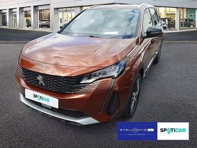 Schwarz Gebraucht 2023 Peugeot 5008 Allure Van / Kleinbus | 23.970 € (Superpreis)