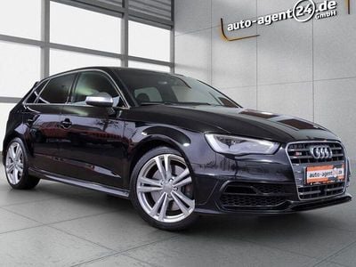 Mythosschwarz metallic Gebraucht 2015 Audi S3 Sport Limousine | 21.990 € (Fairer Preis)