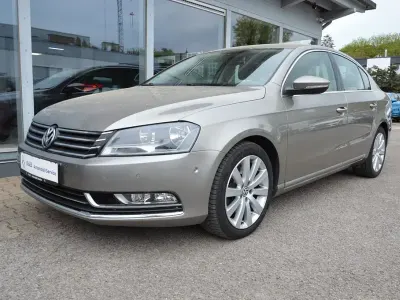 Używany VW Passat Highline 299 KM (219 kW) 2012 Brązowy Sedan/Limuzyna