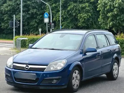 Gebraucht Opel Astra 116 PS (85 kW) 2006 Blau Kombi