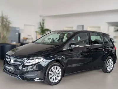 Gebraucht Mercedes B180 Style 122 PS (89 kW) 2015 Schwarz Van / Kleinbus