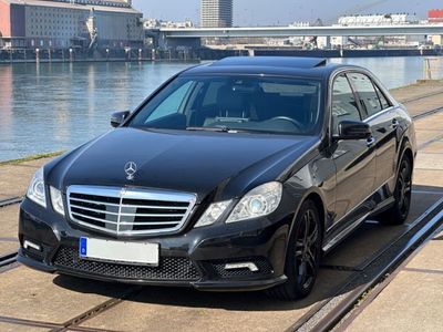 gebraucht Mercedes E500 4MATIC AMG FondEnt.ExklusivPaket HarmanKar