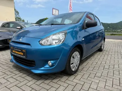 Gebraucht Mitsubishi Space Star 71 PS (52 kW) 2014 Blau Van / Kleinbus