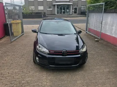 Gebraucht VW Golf VI GTI 210 PS (154 kW) 2011 Schwarz Kleinwagen