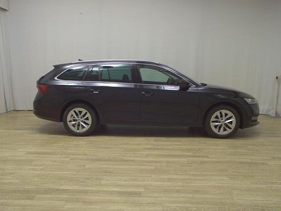 Usata Skoda Octavia Style 150 CV (110 kW) 2023 Nero Station wagon