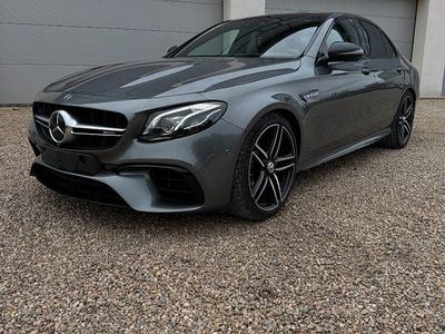 Mercedes E63 AMG