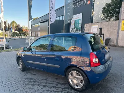 Gebraucht Renault Clio Campus 58 PS (42 kW) 2005 Blau Kleinwagen