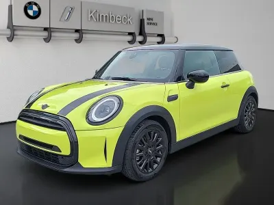 Occasion Mini Cooper 136 PK (100 kW) 2023 Geel Hatchback