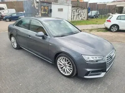 Gebraucht Audi A4 S-line plus 190 PS (139 kW) 2017 Daytonagrau Limousine
