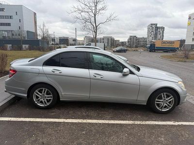 Usata Mercedes C200 184 CV (135 kW) 2010 Argento Berlina