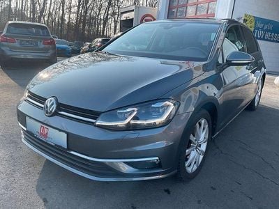 Gebraucht VW Golf VII Highline 150 PS (110 kW) 2018 Indiumgrau Limousine