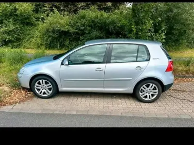 Gebraucht VW Golf IV 80 PS (58 kW) 2006 Silber Kleinwagen