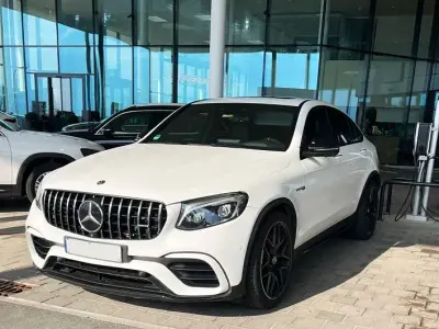 Gebraucht Mercedes GLC63 AMG AMG 510 PS (375 kW) 2018 Weiß Limousine