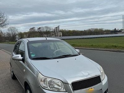 Gebraucht Chevrolet Aveo 80 PS (58 kW) 2009 Silber Kleinwagen