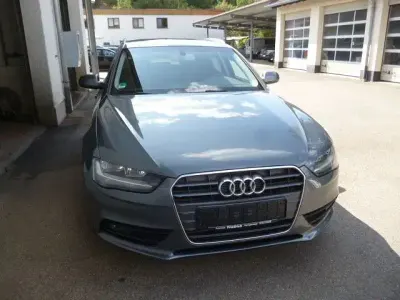 Gebraucht Audi A4 Ambition 120 PS (88 kW) 2012 Grau Kombi