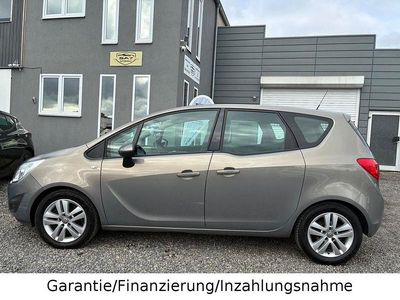 Gebraucht Opel Meriva Edition 110 PS (80 kW) 2011 Braun Van / Kleinbus