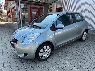 Gebraucht Toyota Yaris 87 PS (63 kW) 2006 Silber Kleinwagen