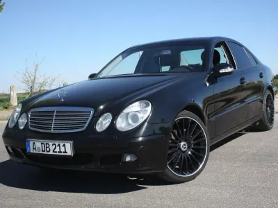 Brugt Mercedes E200 Classic 122 HK (89 kW) 2005 Sort Sedan