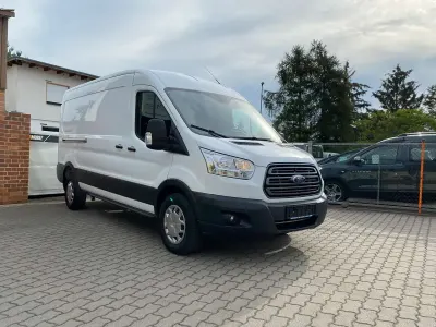 Gebraucht Ford Transit Trend 131 PS (96 kW) 2019 Frostweiß Van