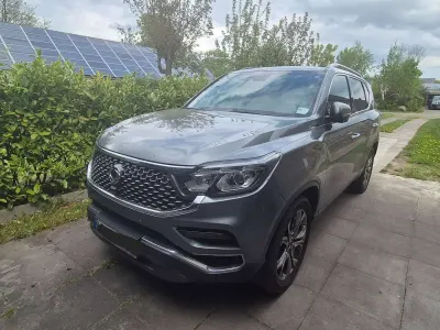 Gebraucht SsangYong Rexton Sapphire 181 PS (133 kW) 2019 Grau SUV