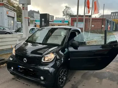 Gebraucht Smart ForTwo Electric Drive 60 kW (82 PS) 2018 Schwarz Coupé