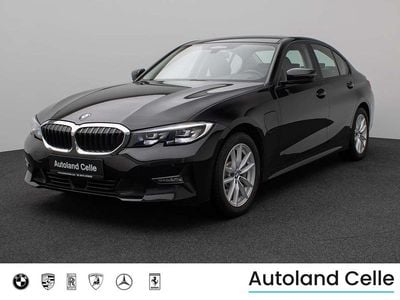 Gebraucht BMW 330e Sport Line 292 PS (214 kW) 2019 Schwarz ii668schwarz Limousine
