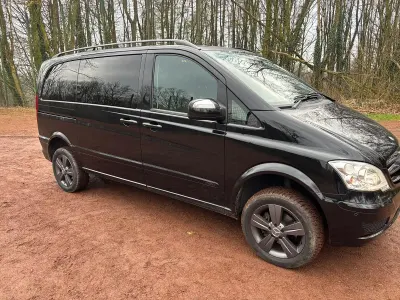 Używany Mercedes Viano 163 KM (119 kW) 2011 Czarny Minivan