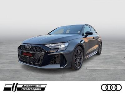 Gebraucht Audi RS3 Sportback Ambiente 400 PS (294 kW) 2026 Daytonagrau perleffekt Kleinwagen