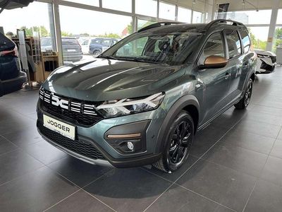 Neu Dacia Jogger Extreme 110 PS (80 kW) 2025 Zedergrün Van / Kleinbus