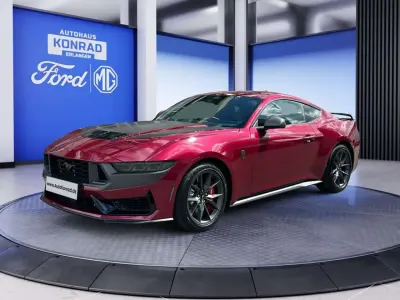 Neu Ford Mustang Dark Horse 454 PS (333 kW) 2026 Molten magenta metallic Coupé