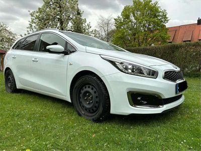 gebraucht Kia Ceed Sportswagon Ceed SW / 1.6 CRDi 136 ISG Dream-Team Edition