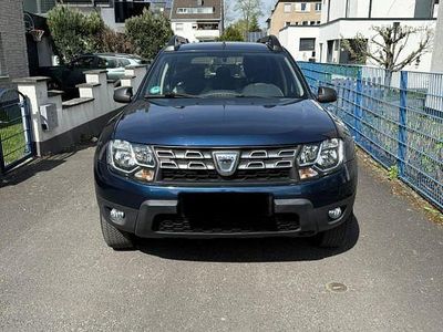 Gebraucht Dacia Duster Lauréate 114 PS (83 kW) 2016 Blau SUV