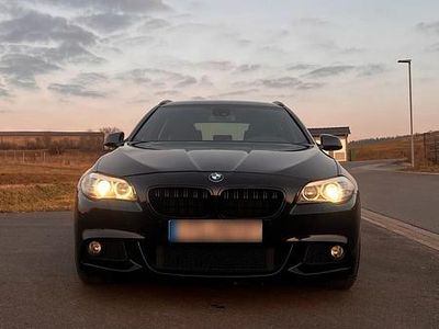 Gebraucht BMW 530 M Sport 258 PS (189 kW) 2011 Blau Kombi
