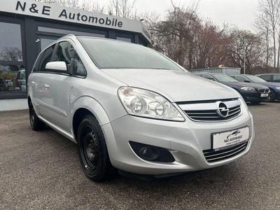 Gebraucht Opel Zafira Edition 140 PS (102 kW) 2009 Silber Van / Kleinbus